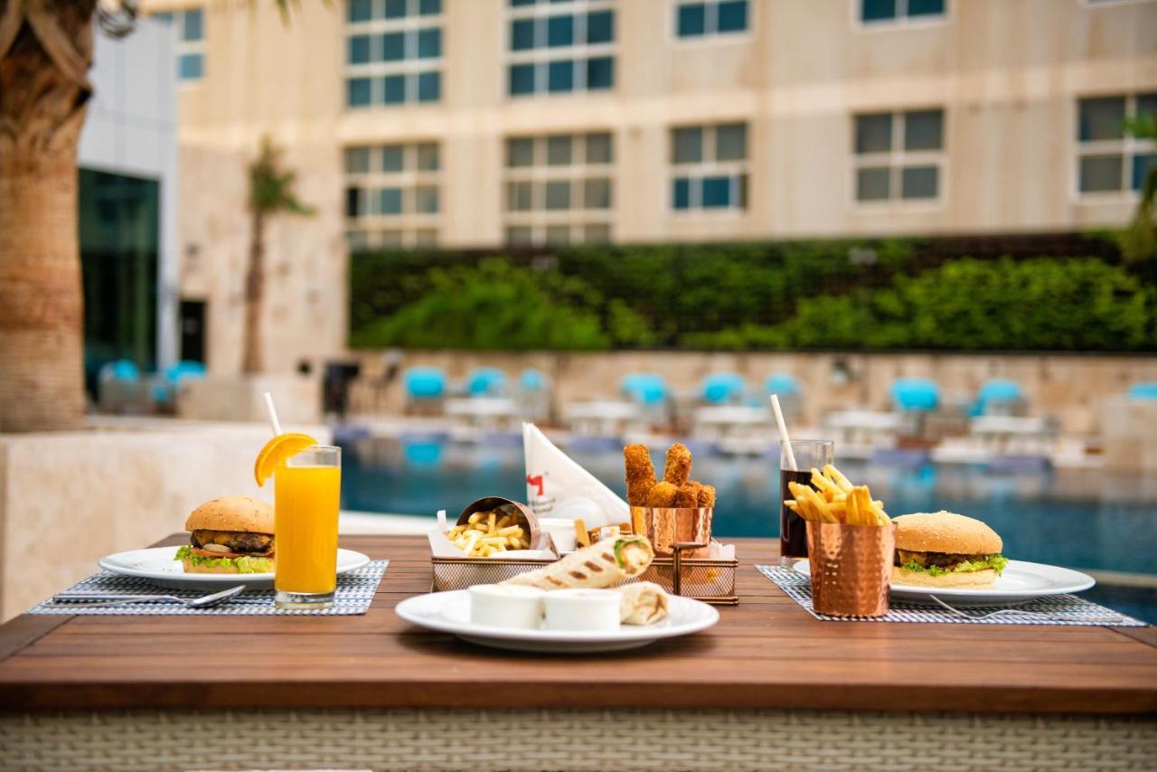 Swiss-Belsuites Admiral Juffair Manama Exterior foto